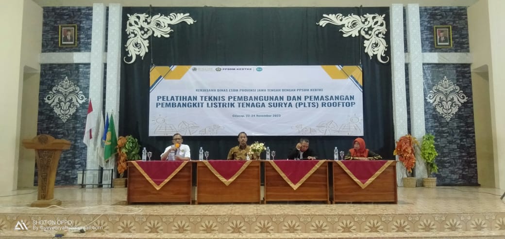PPSDM KEBKE Bekerjasama dengan Dinas ESDM Provinsi Jawa Tengah Gelar Pelatihan PLTS Rooftop